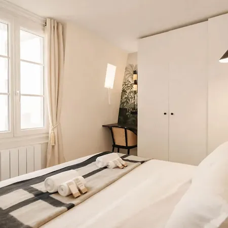 Apartment Stunning Near Arc De Triomphe
