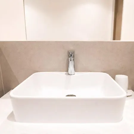 Stunning Near Arc De Triomphe Apartment