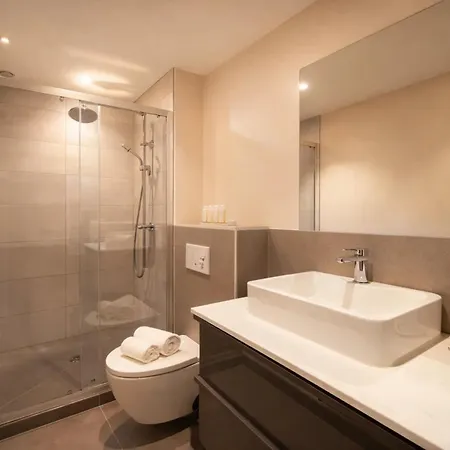 Appartamento Stunning Near Arc De Triomphe Parigi